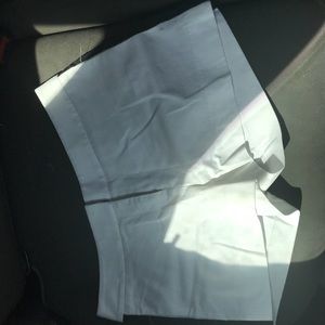 White and black CLASSY shorts